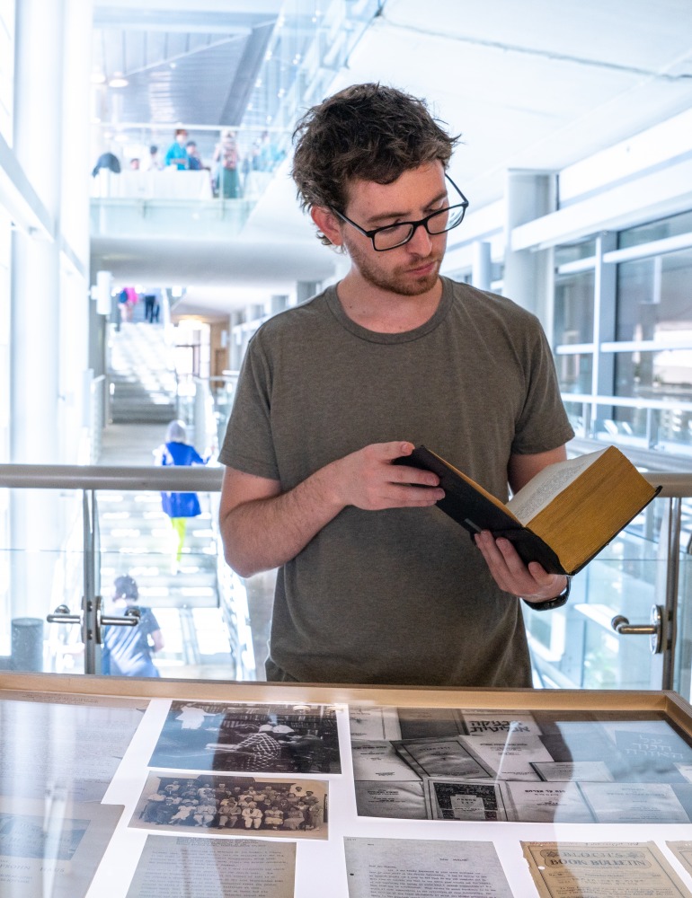 Presenting the story behind the publication of the bible, one of the earliest projects of the university press